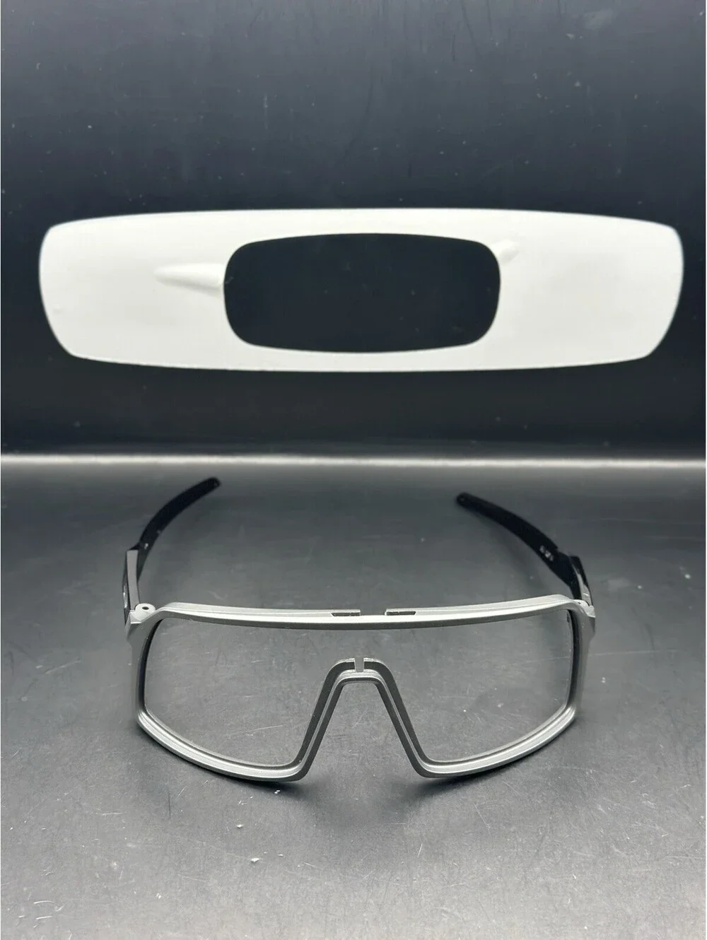 Oakley Sutro S Matte Carbon/Polished Black Frame